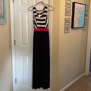 NWT Medium Emerald Brand Sleeveless Maxi Dress